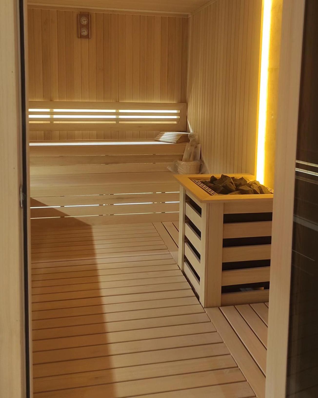 Skopje Sky City 19Th Floor Twin & 12Th Floor & 25Th & 33 Floor Apartments & With Pool & Spa & Gym & Parking Included In Price Ngoại thất bức ảnh