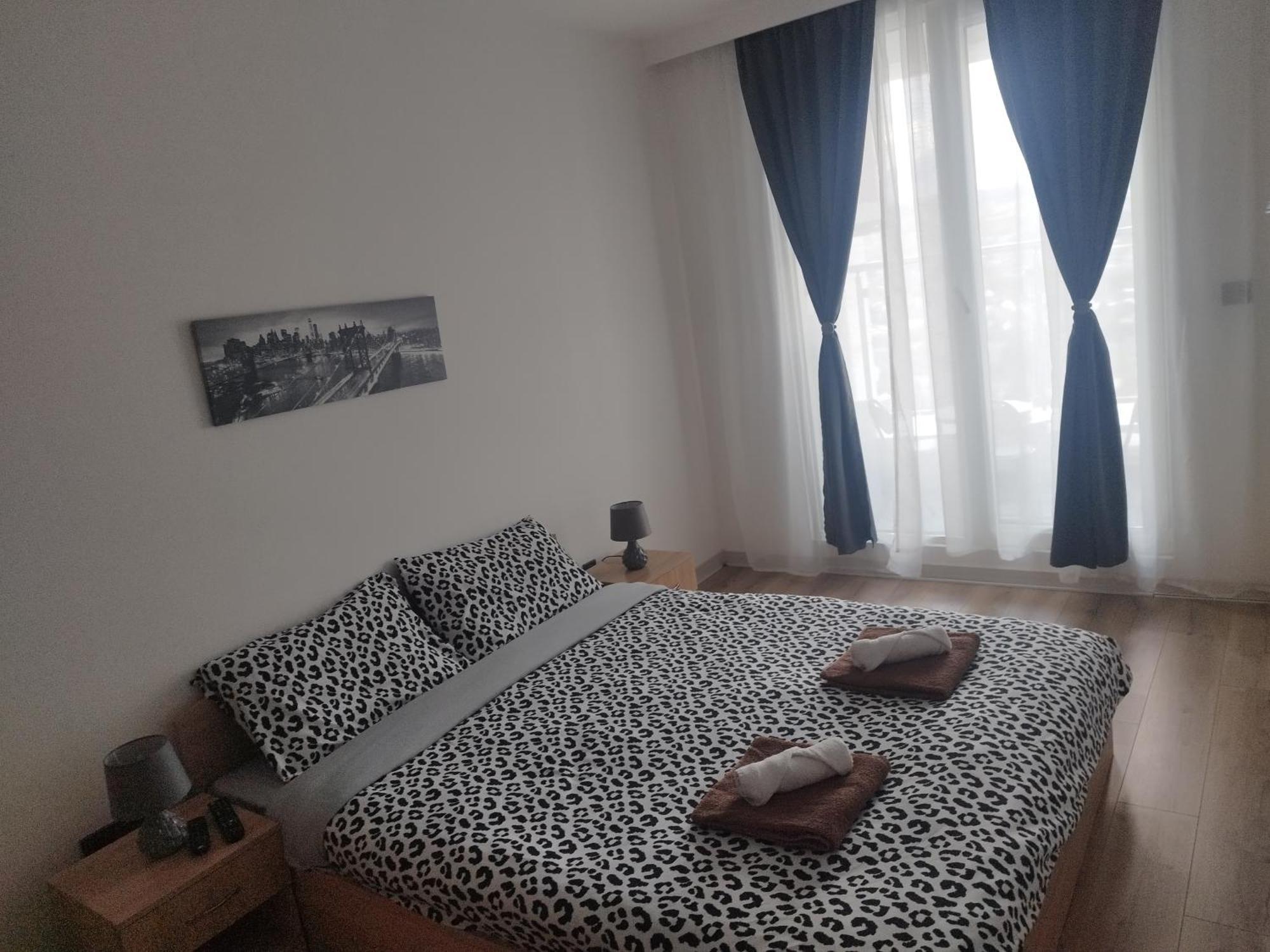 Skopje Sky City 19Th Floor Twin & 12Th Floor & 25Th & 33 Floor Apartments & With Pool & Spa & Gym & Parking Included In Price Ngoại thất bức ảnh