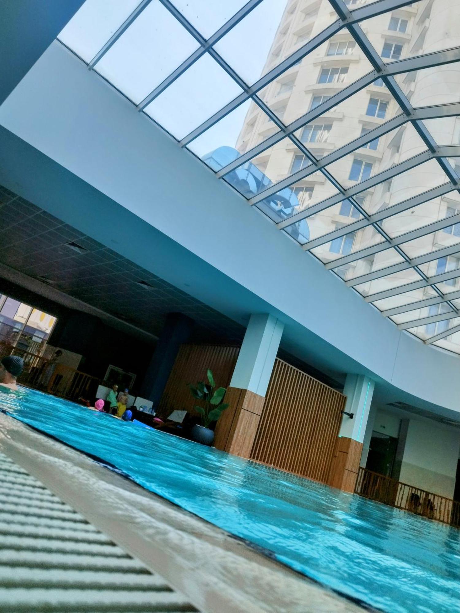 Skopje Sky City 19Th Floor Twin & 12Th Floor & 25Th & 33 Floor Apartments & With Pool & Spa & Gym & Parking Included In Price Ngoại thất bức ảnh