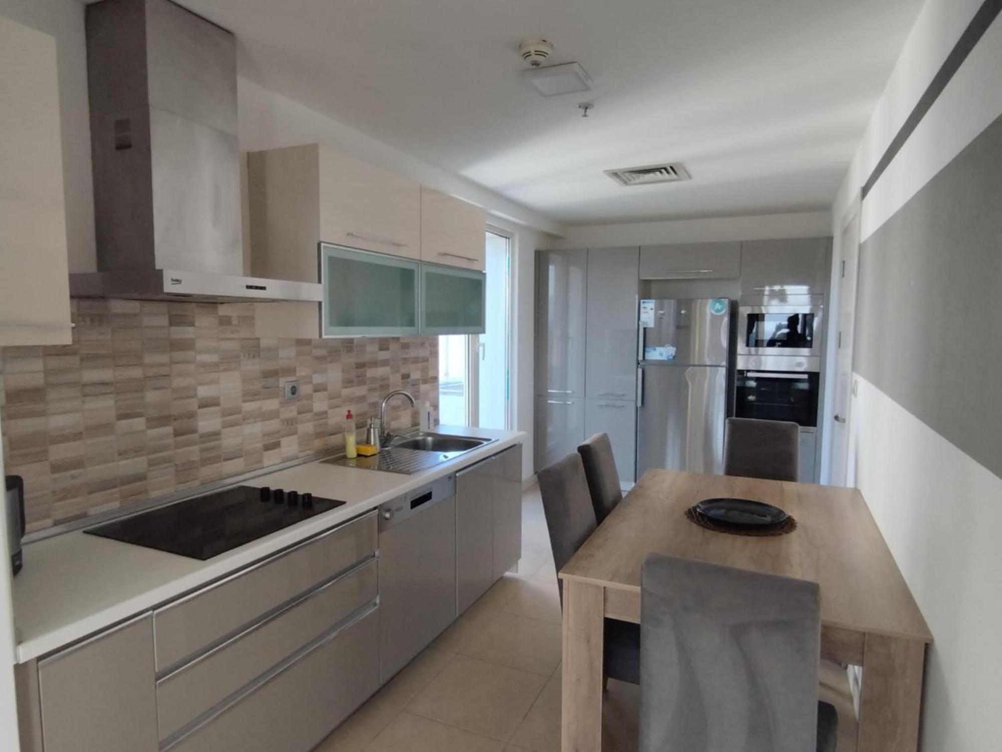 Skopje Sky City 19Th Floor Twin & 12Th Floor & 25Th & 33 Floor Apartments & With Pool & Spa & Gym & Parking Included In Price Ngoại thất bức ảnh
